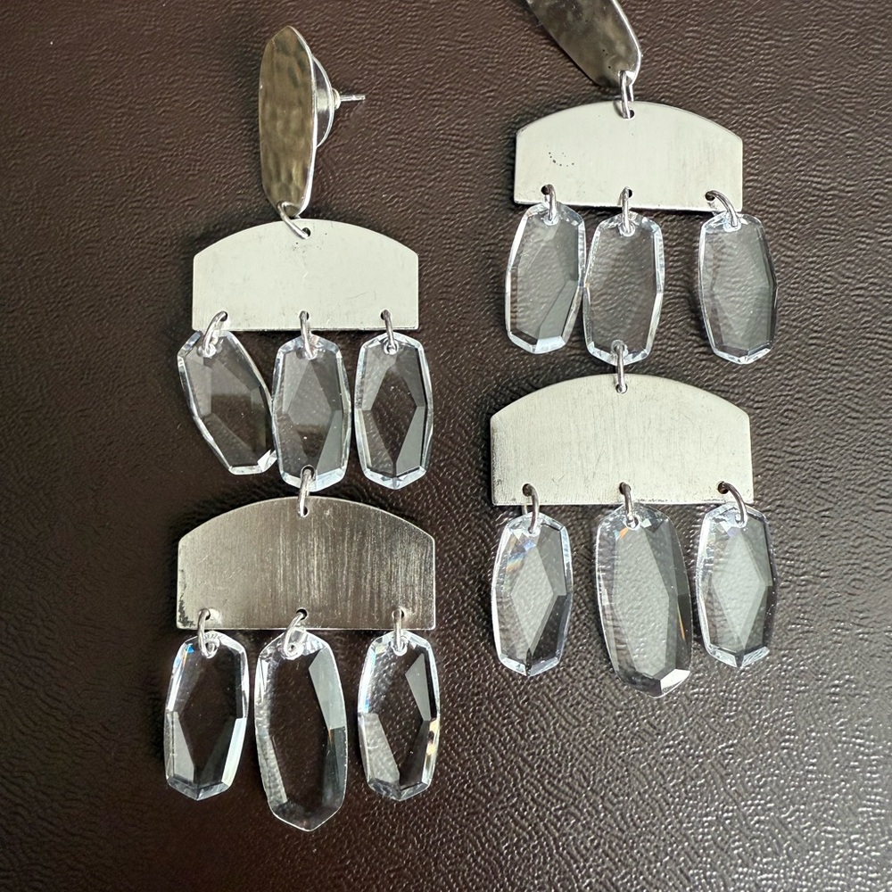 Kendra Scott Silver and Clear Chandelier Dangle Earrings - Picture 6 of 7